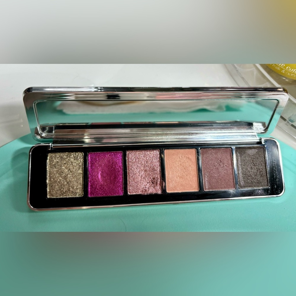 Haus Labs palette eyeshadow makeup